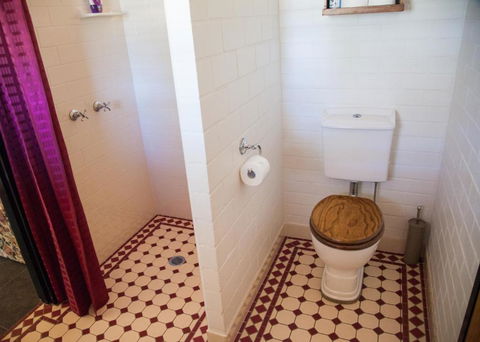 Belvoir B & B Cottages - Tourism Caloundra 4