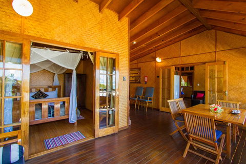 1770 Beach Shacks - Tourism Caloundra 1