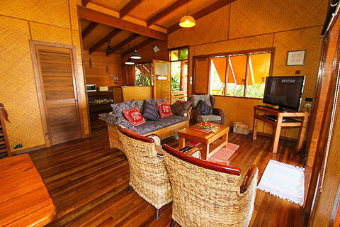 1770 Beach Shacks - Tourism Caloundra 4