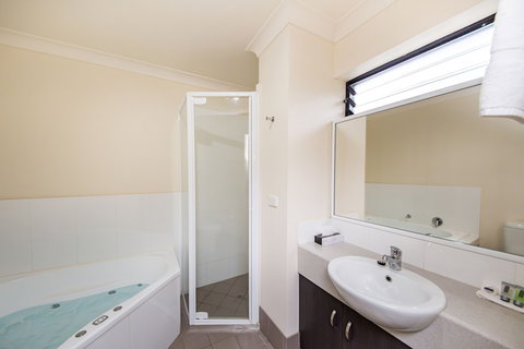 Dalby Fairway Motor Inn - Tourism Caloundra 5