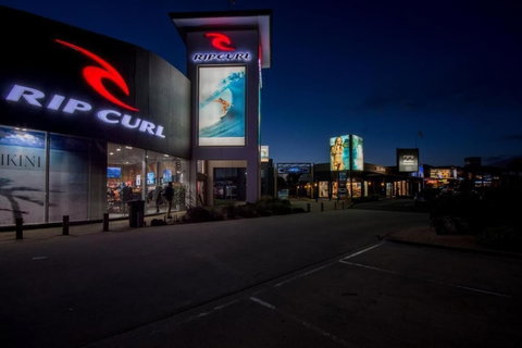 Bells Beach Backpackers - Tourism Caloundra 0