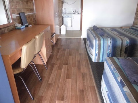 Nanango Fitzroy Motel - Tourism Caloundra 2