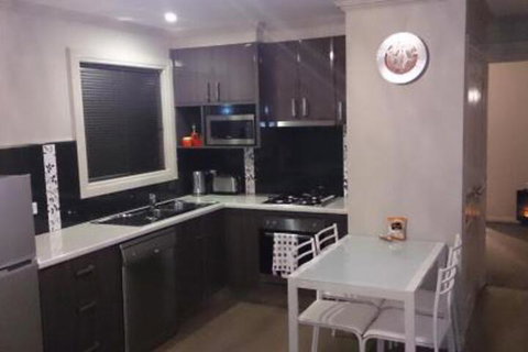 Towac Valley Cabins - Tourism Caloundra 3