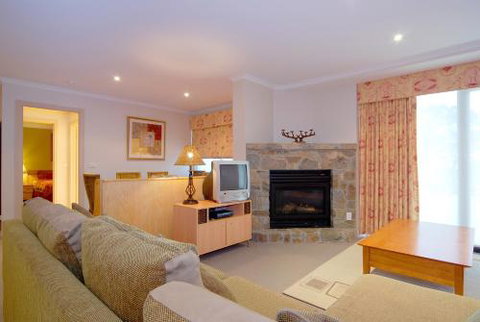 Hotel Pension Grimus - Tourism Caloundra 7