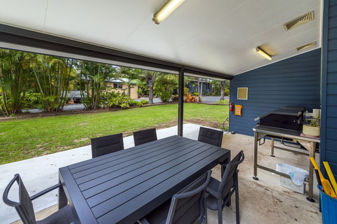 Safety Beach Ocean Bungalows - Tourism Caloundra 2