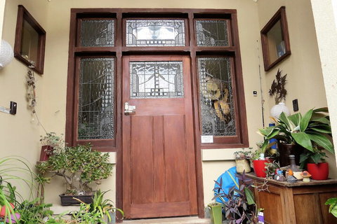 McCloud House - Tourism Caloundra 1