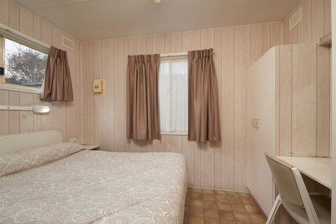 Gundagai Cabins & Tourist Park - Tourism Caloundra 5