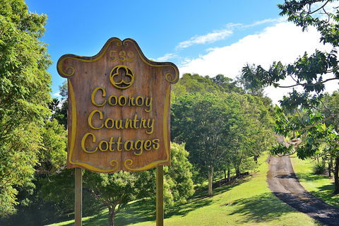 Cooroy Country Cottages - Tourism Caloundra 1