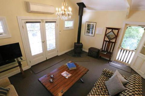 Mirkwood Forest Self Contained Spa Cottages - Tourism Caloundra 2