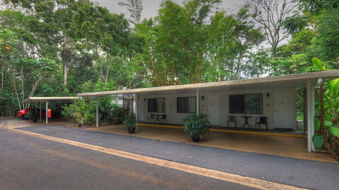Atherton Hinterland Motel - Tourism Caloundra 0