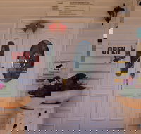 Hilltop on Tamborine - Tourism Caloundra