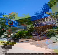 Airlie Beach YHA - Hostel - Tourism Caloundra
