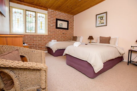 Bluebush Estate - Tourism Caloundra 7