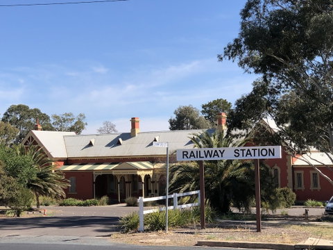 Queanbeyan Motel - Tourism Caloundra 5
