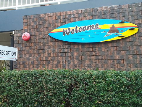 Red Star Hotels Palm Beach - Tourism Caloundra 1