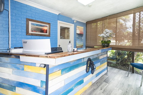 Red Star Hotels Palm Beach - Tourism Caloundra 6