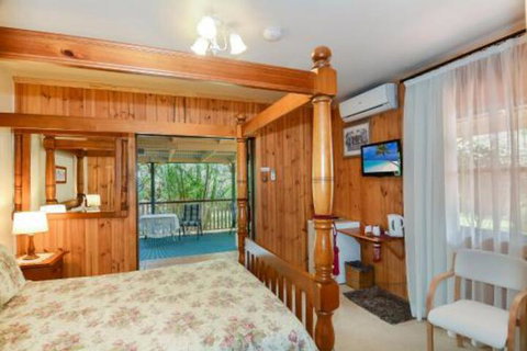 Peppertree Cottage - Tourism Caloundra 4