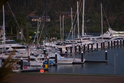 Airlie Seaview Apartments - Tourism Caloundra 3