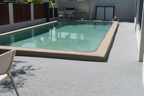 Airlie Seaview Apartments - Tourism Caloundra 7