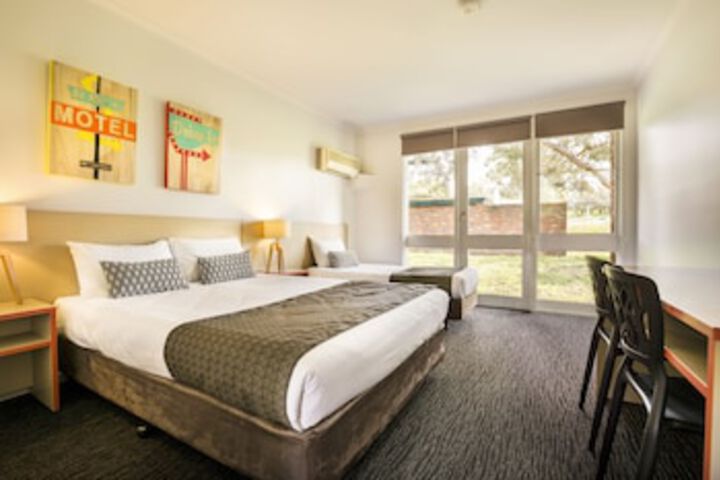  Tourism Caloundra