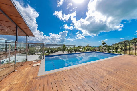 Viewpoint - Tourism Caloundra 0