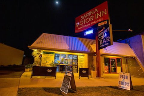 Sarina Motor Inn - Tourism Caloundra 0