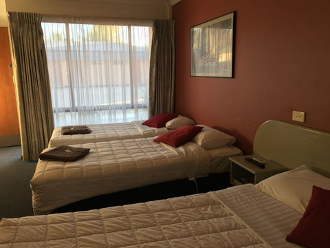 Parkway Motel - Tourism Caloundra 2