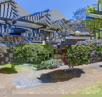 Montville Mountain Inn - Tourism Caloundra