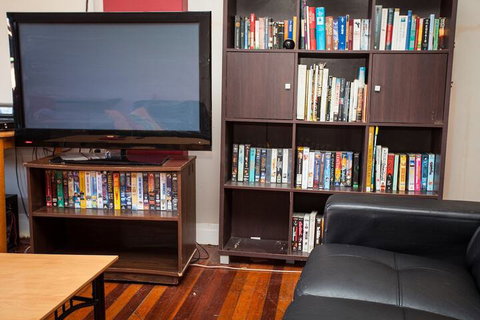 Manly Harbour Backpackers - Tourism Caloundra 3