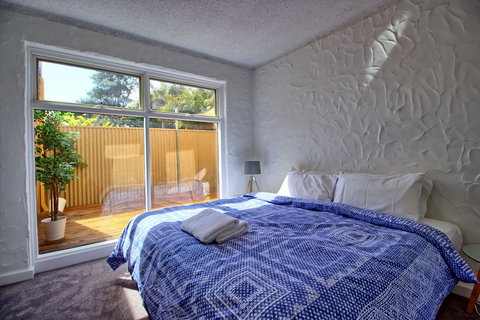 Bayswaterfront Apartments - Tourism Caloundra 3