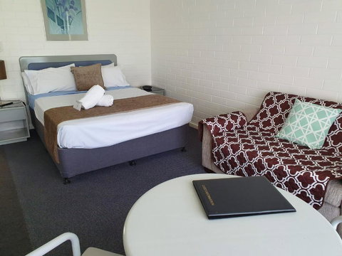 Dalby Manor Motor Inn - Tourism Caloundra 5