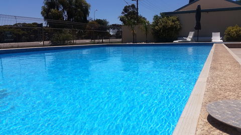 Ceduna East West Motel - Tourism Caloundra 2