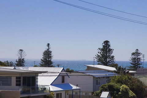 Bell Street Apartments Torquay - Tourism Caloundra 5