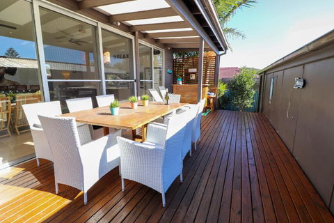 Surfside - Tourism Caloundra 6