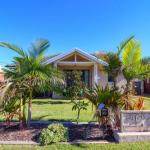 Surfside - Tourism Caloundra 0