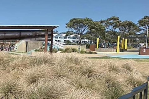 Breeze In Mollymook - Tourism Caloundra 1