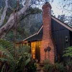 Stringers Cottage - Tourism Caloundra 0
