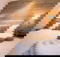 Crown Hotel Surry Hills - Tourism Caloundra