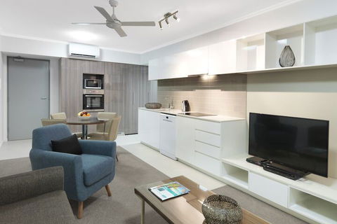 Oaks Mackay Carlyle Suites - Tourism Caloundra 2