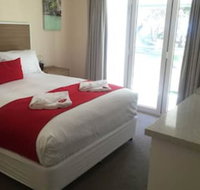 Huskisson Beach BB - Tourism Caloundra