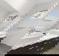 Anchors Beach House - Tourism Caloundra