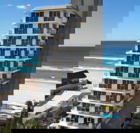 Hibiscus On The Beach - Tourism Caloundra