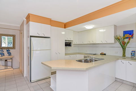 Como Noosa - Tourism Caloundra 4