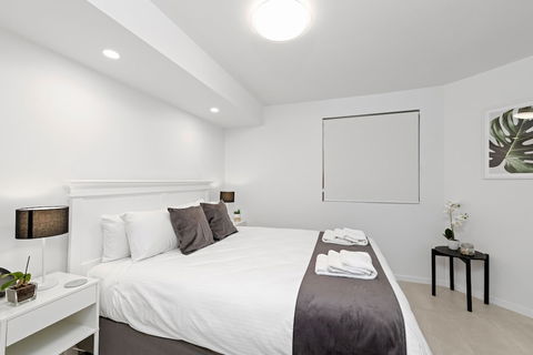 Alexandria Apartments - Tourism Caloundra 3