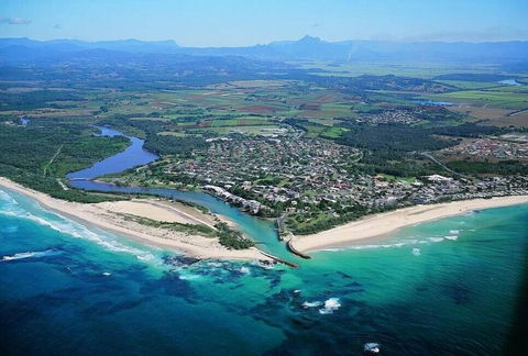 Marine Boutique Apartments - Tourism Caloundra 0