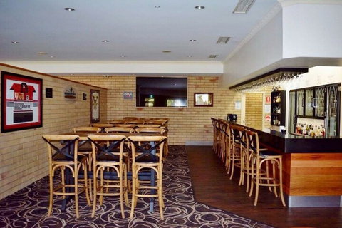 Western Heritage Motor Inn - Tourism Caloundra 2