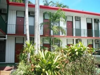 Capricornia Motel - Tourism Caloundra 1