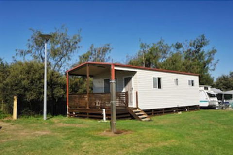 NRMA Stockton Beach Holiday Park - Tourism Caloundra 3