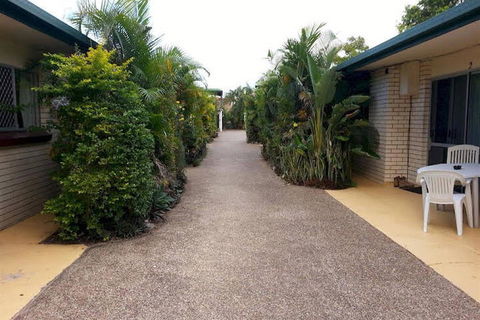 Sandy Court Holiday Units - Tourism Caloundra 4