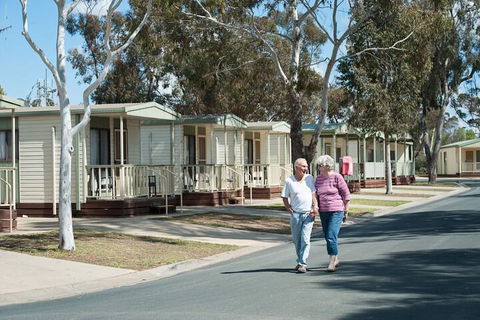 NRMA Echuca Holiday Park - Tourism Caloundra 1